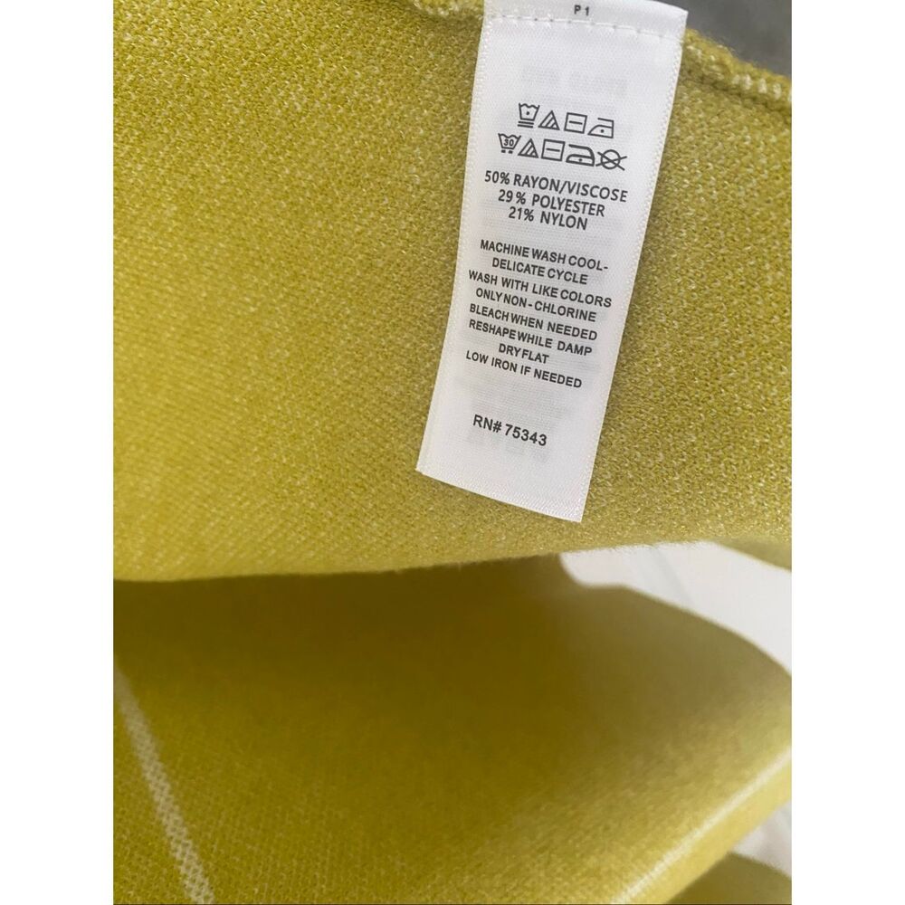 Tahari Yellow Mustard Grid Knit Mock Neck Sweater Sz L - Picture 3 of 4